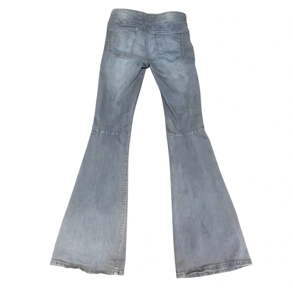 We The Free Pull On Flare Jeans Size 28 Blue Brown Hue Free People - Picture 4 of 7